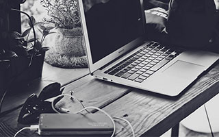 第八届“世东杯”乒乓球比赛开赛